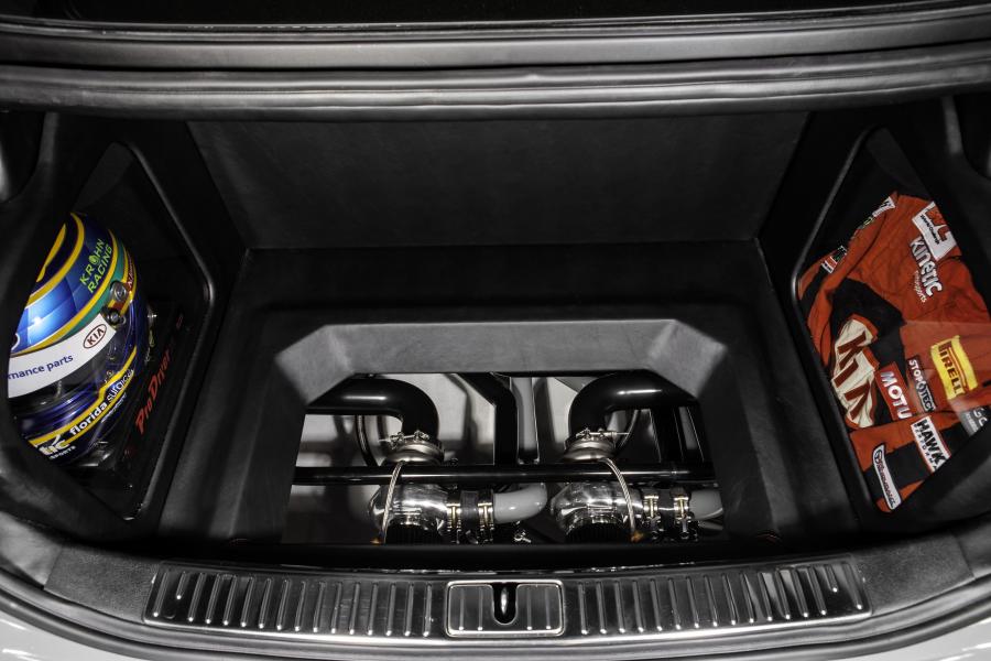  Kia K900 High-Performance Concept 2014 года  (фото 12 из 13)